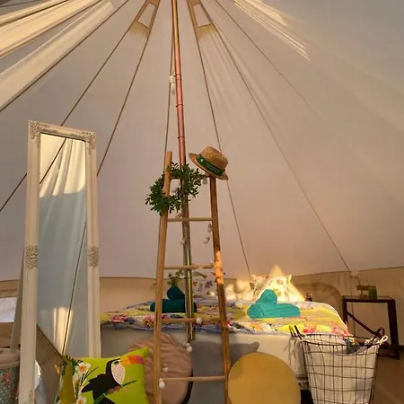 Camping Estera & Perla Glamping *
